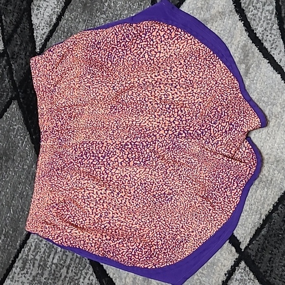 NIKE DRI-FIT EMBROIDERED SWOOSH LOGO MESH LINED ATHLETIC RUNNING SHORTS - Picture 10 of 12